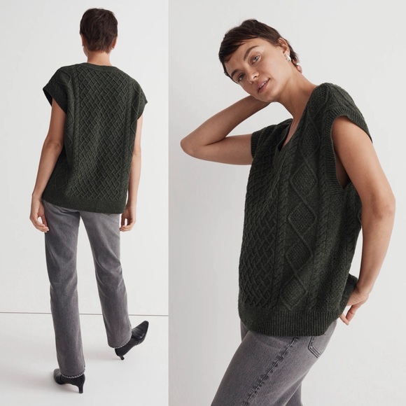 Madewell Sweaters - Madewell Cable Knit V-Neck Sweater Vest M Dark Forest Green